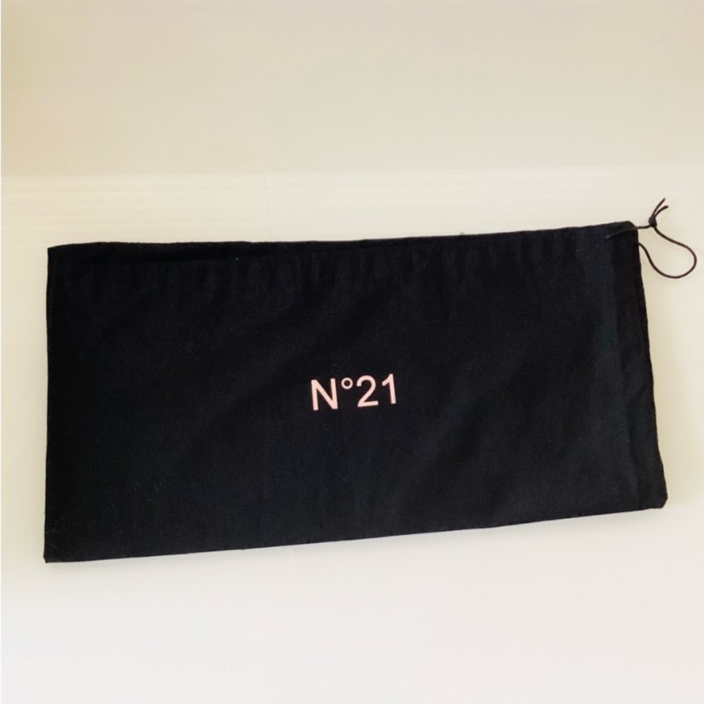 No.21 Black Shoe Dust Bag